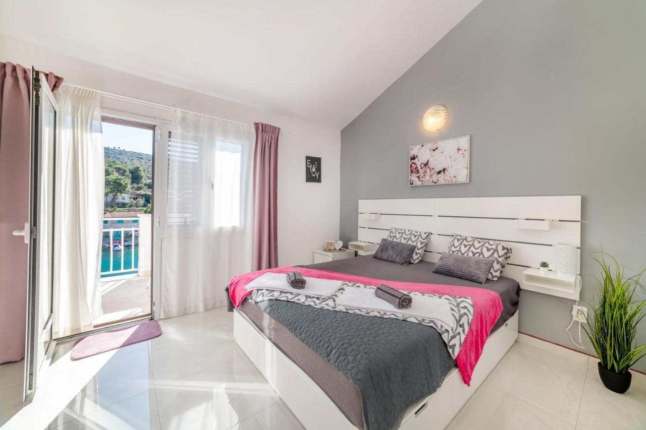 Amare Apartments Bobovisca Ngoại thất bức ảnh