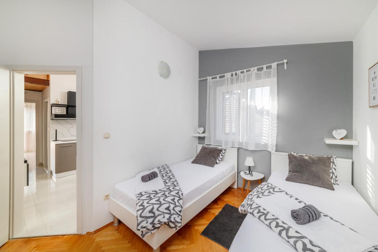 Amare Apartments Bobovisca Ngoại thất bức ảnh