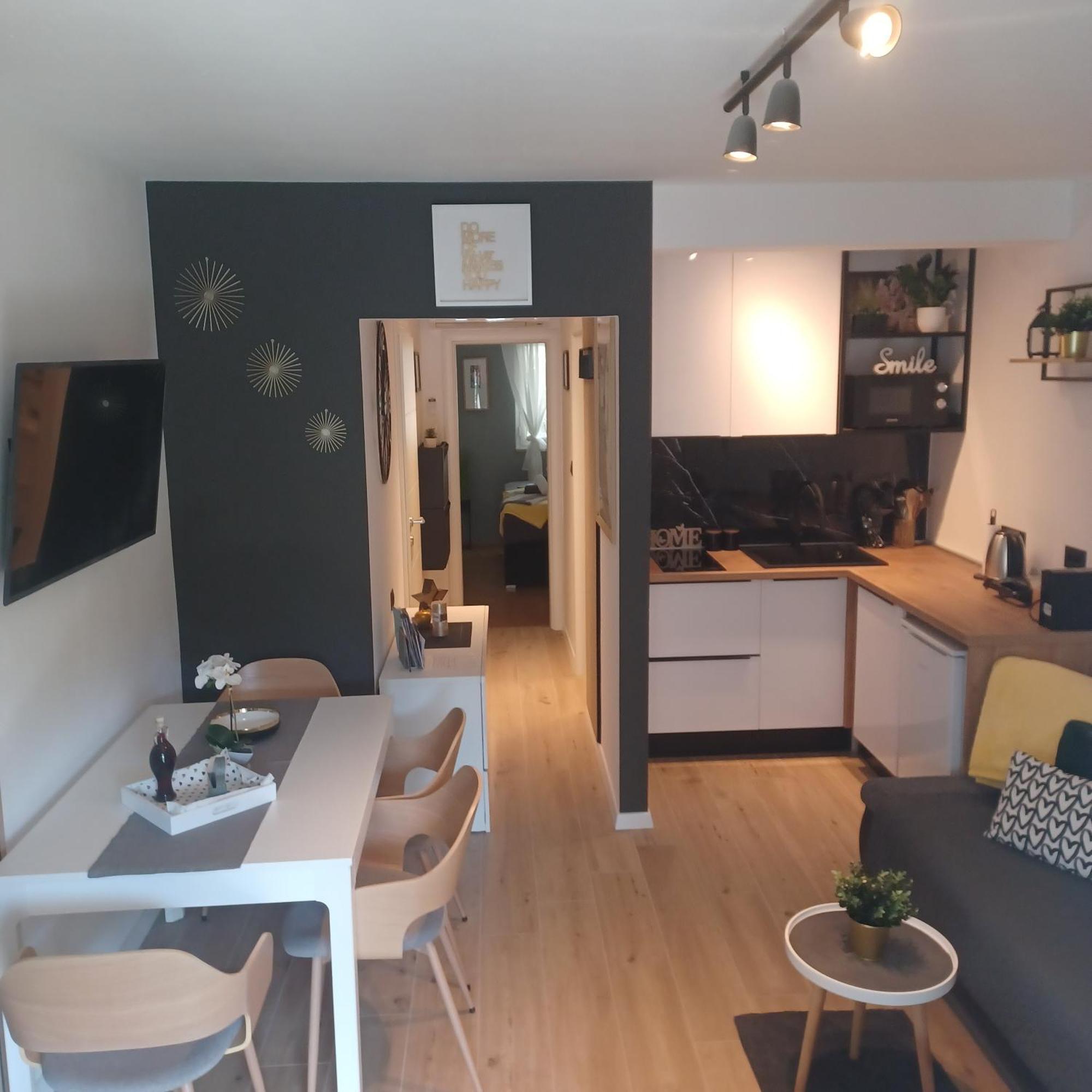 Amare Apartments Bobovisca Ngoại thất bức ảnh